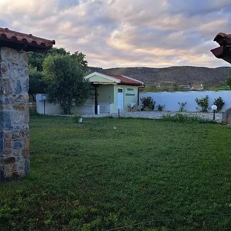 Konstantinos House Holiday home *
